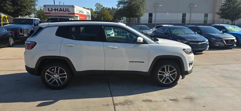 Jeep Compass Latitude FWD 2020