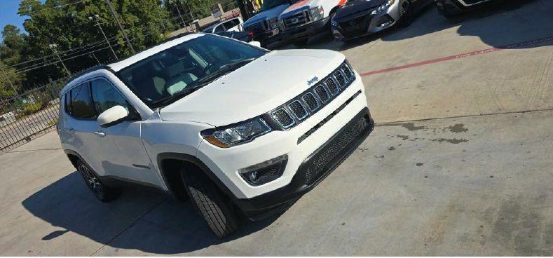 Jeep Compass Latitude FWD 2020