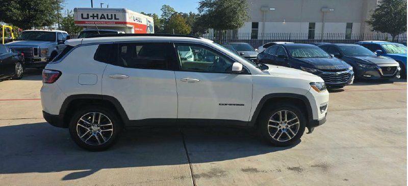 Jeep Compass Latitude FWD 2020
