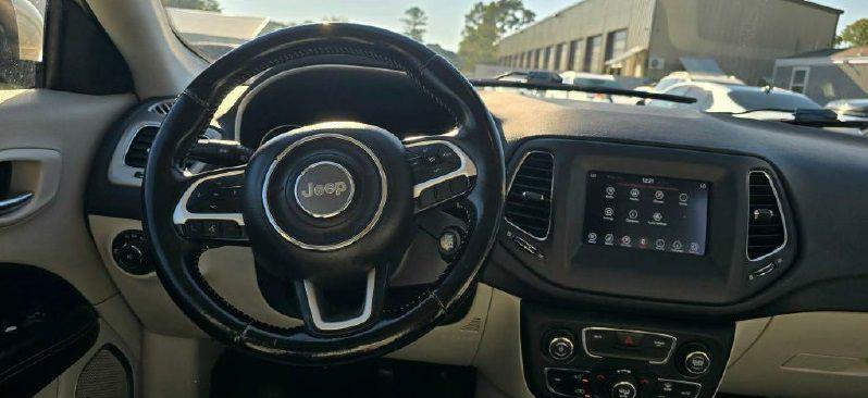 Jeep Compass Latitude FWD 2020