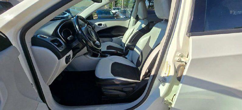 Jeep Compass Latitude FWD 2020