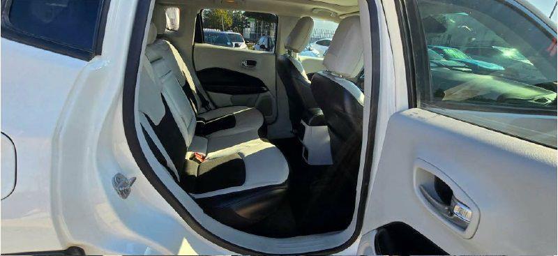 Jeep Compass Latitude FWD 2020