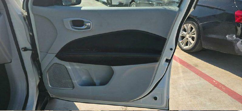 Jeep Compass Latitude FWD 2020