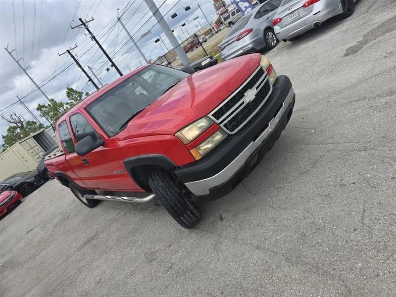 Chevrolet Silverado 2500HD Work Truck Ext. Cab 2WD 2006