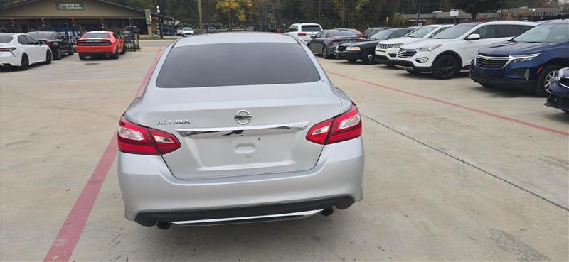 Nissan Altima 2.5 2016