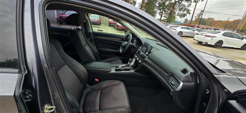 Honda Accord LX CVT 2019