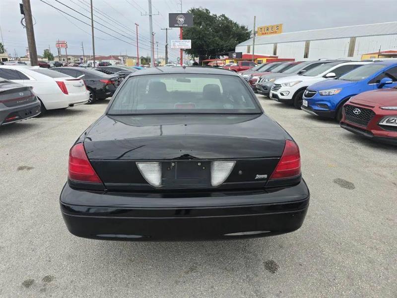 Ford Crown Victoria Police Interceptor 2009