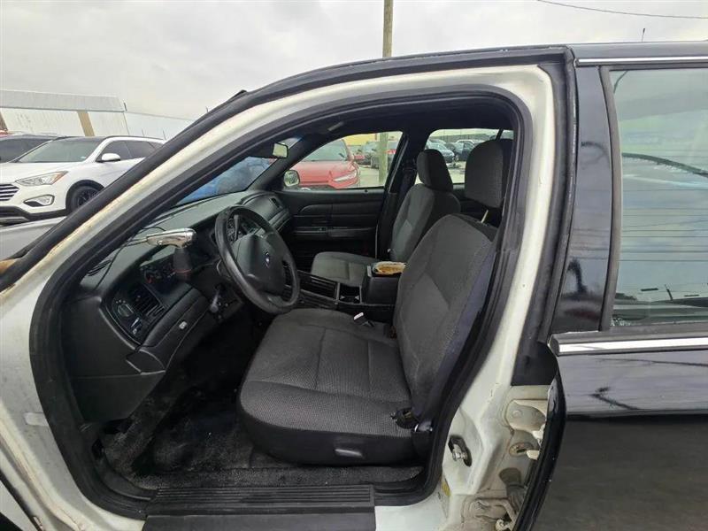 Ford Crown Victoria Police Interceptor 2009