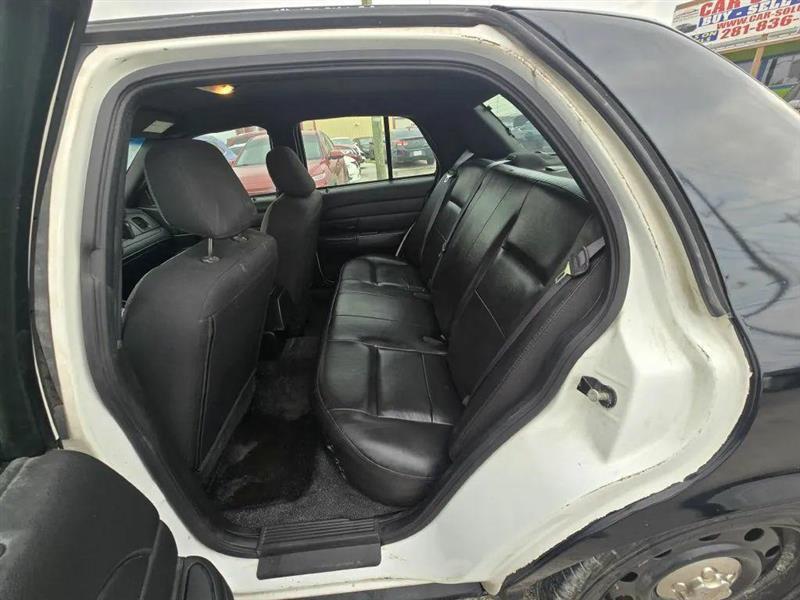 Ford Crown Victoria Police Interceptor 2009