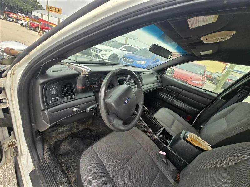 Ford Crown Victoria Police Interceptor 2009