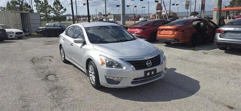 Nissan Altima 2.5 S 2014