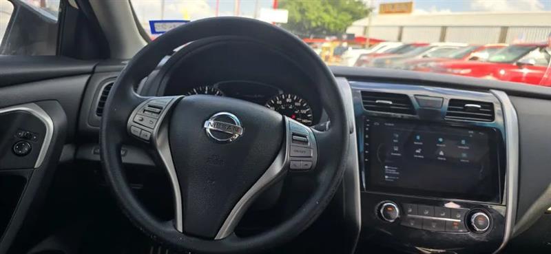 Nissan Altima 2.5 S 2014