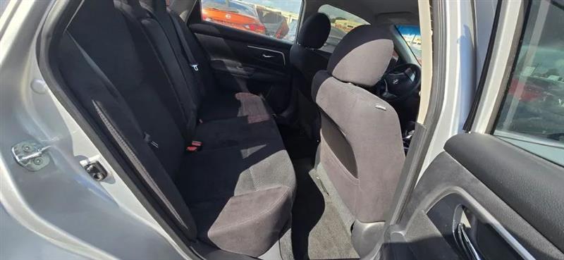 Nissan Altima 2.5 S 2014