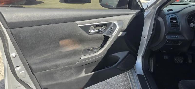 Nissan Altima 2.5 S 2014