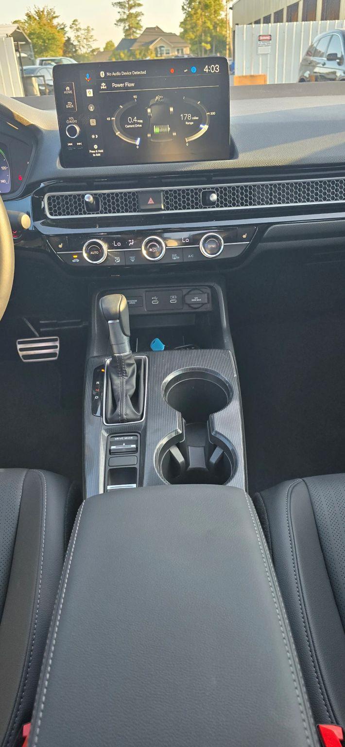 Honda Civic Sport Touring Hybrid 2025