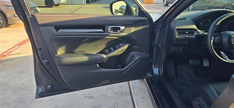 Honda Civic Sport Touring Hybrid 2025