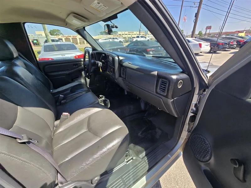 Chevrolet Silverado 1500 Work Truck Long Bed 2WD 2004