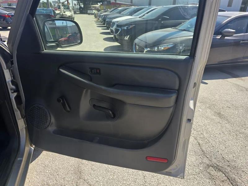 Chevrolet Silverado 1500 Work Truck Long Bed 2WD 2004