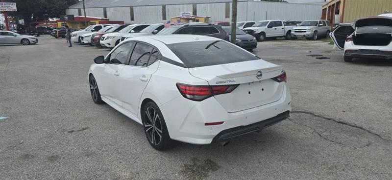 Nissan Sentra SR 2020