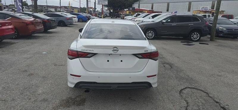 Nissan Sentra SR 2020