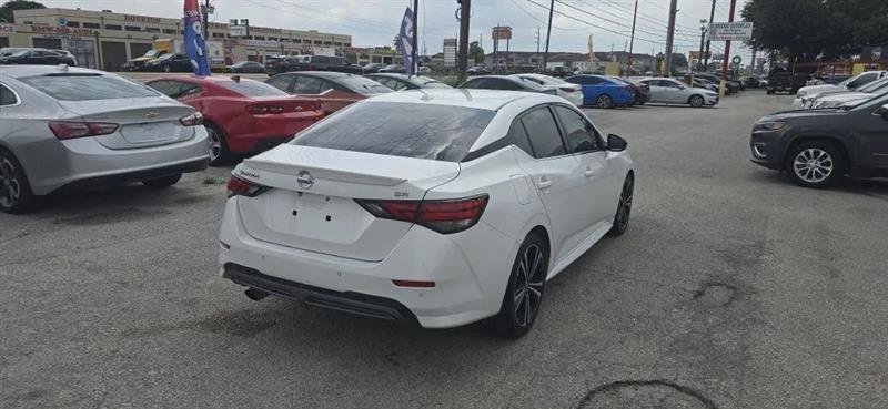 Nissan Sentra SR 2020