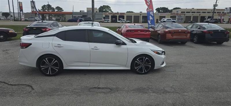 Nissan Sentra SR 2020