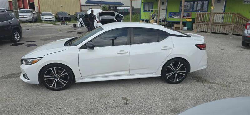 Nissan Sentra SR 2020