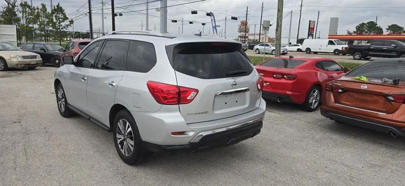 Nissan Pathfinder S 2WD 2017