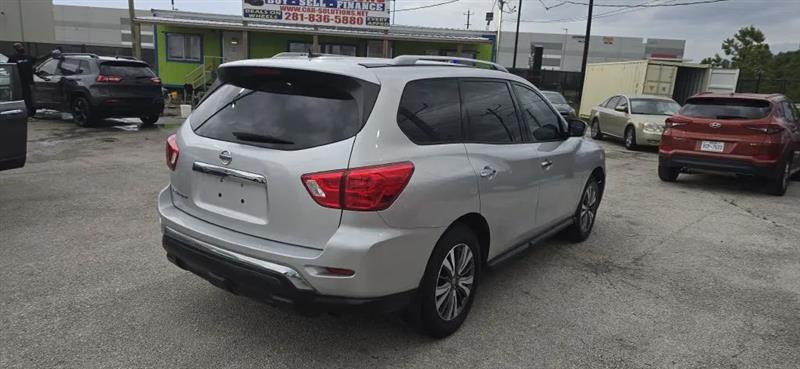 Nissan Pathfinder S 2WD 2017