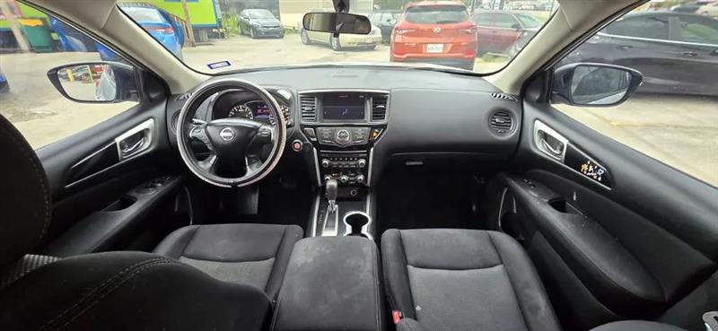 Nissan Pathfinder S 2WD 2017