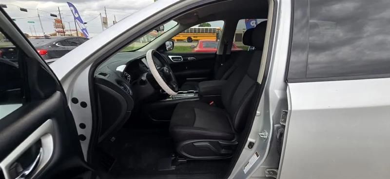 Nissan Pathfinder S 2WD 2017