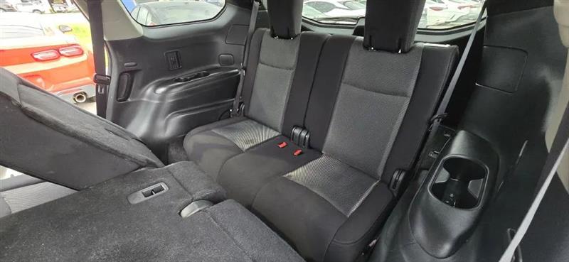 Nissan Pathfinder S 2WD 2017