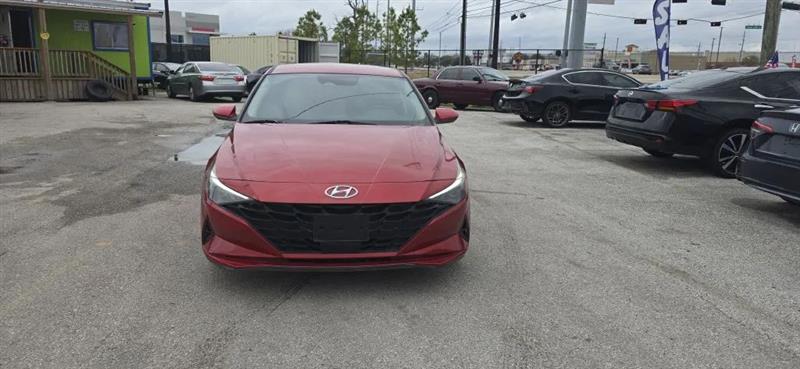 Hyundai Elantra SEL 2021
