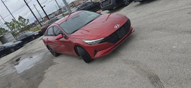 Hyundai Elantra SEL 2021