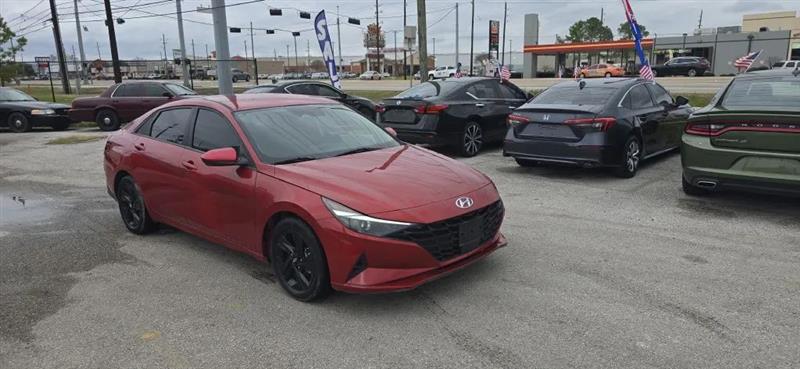 Hyundai Elantra SEL 2021