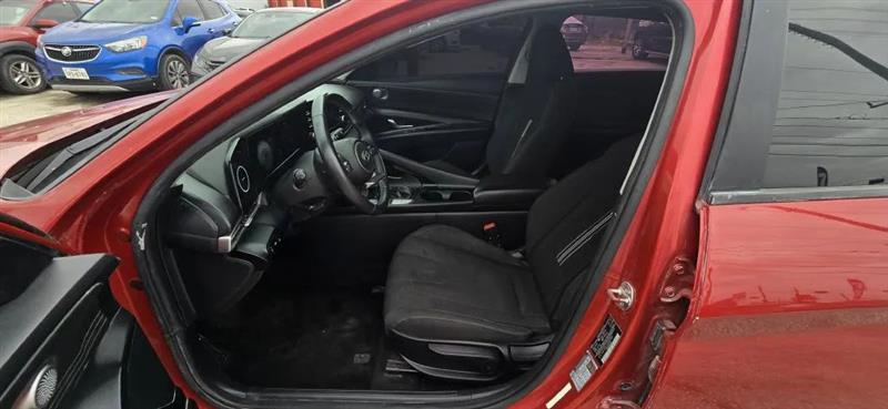Hyundai Elantra SEL 2021