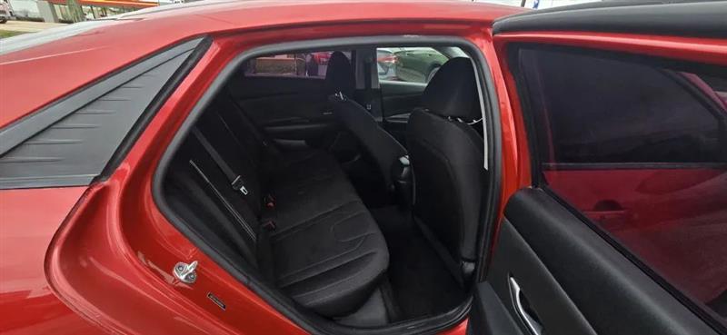 Hyundai Elantra SEL 2021