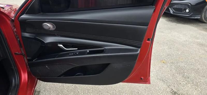 Hyundai Elantra SEL 2021