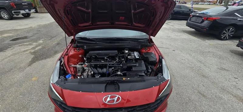 Hyundai Elantra SEL 2021