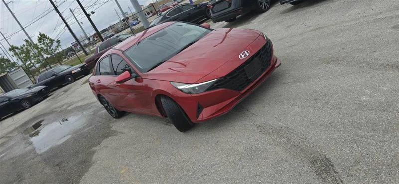 Hyundai Elantra SEL 2021