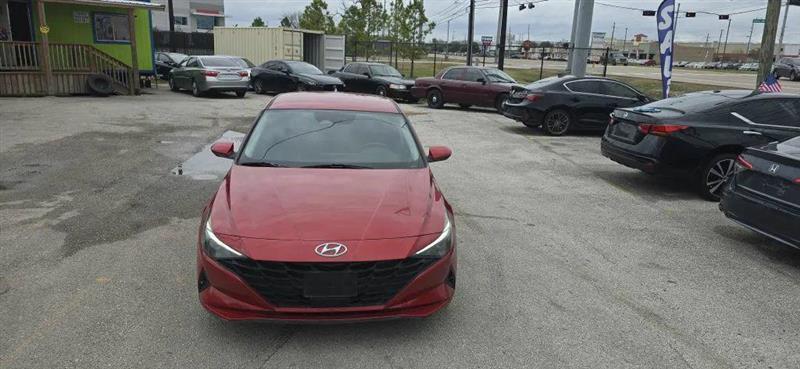 Hyundai Elantra SEL 2021