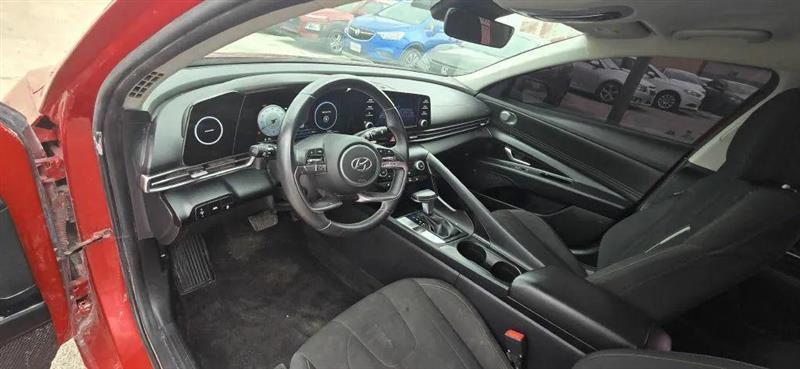 Hyundai Elantra SEL 2021