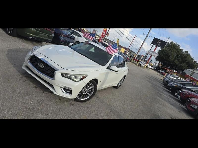 2018 Infiniti Q50 3.0t LUXE