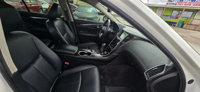 Infiniti Q50 3.0t LUXE 2018