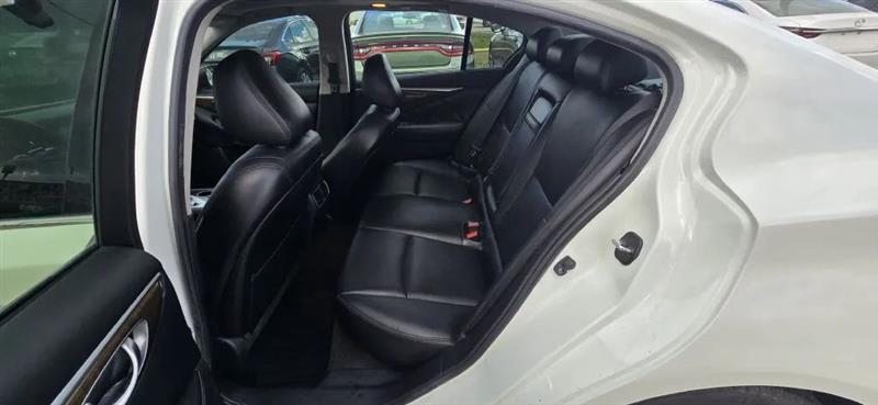 Infiniti Q50 3.0t LUXE 2018