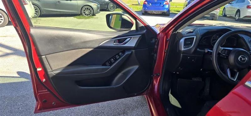 Mazda MAZDA3 i Sport AT 4-Door 2017