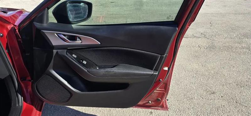 Mazda MAZDA3 i Sport AT 4-Door 2017