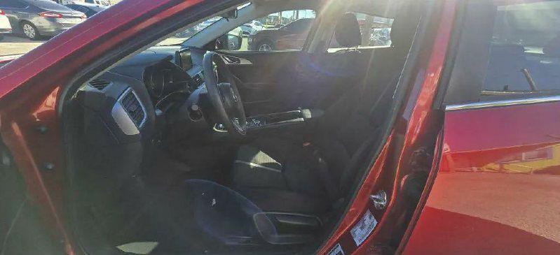Mazda MAZDA3 i Sport AT 4-Door 2017