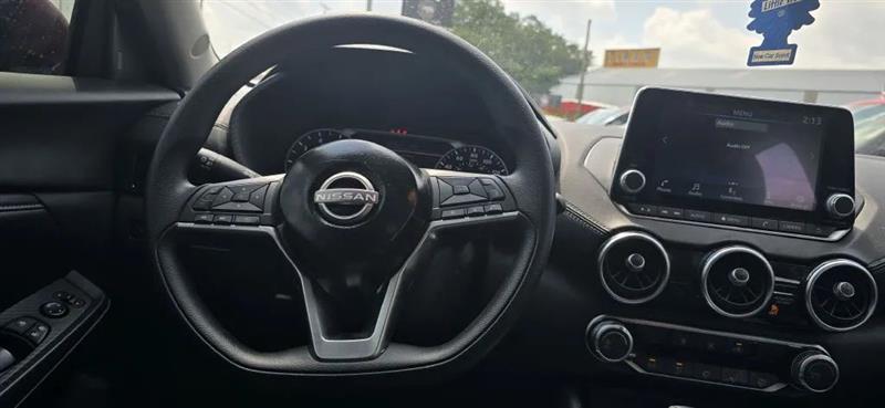 Nissan Sentra SV 2024