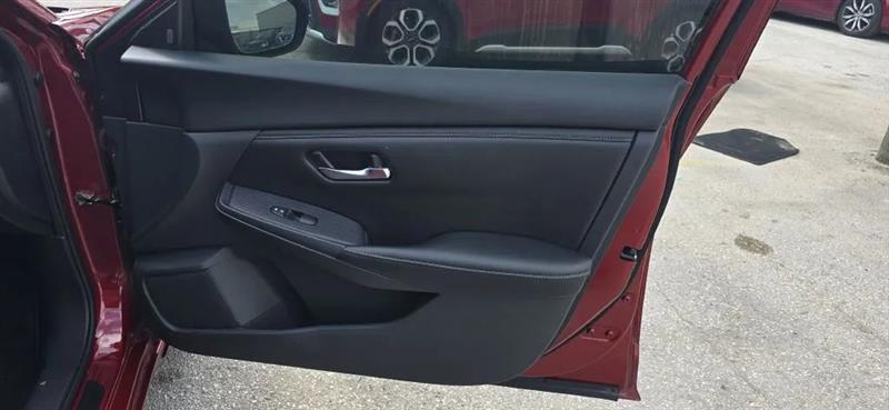 Nissan Sentra SV 2024